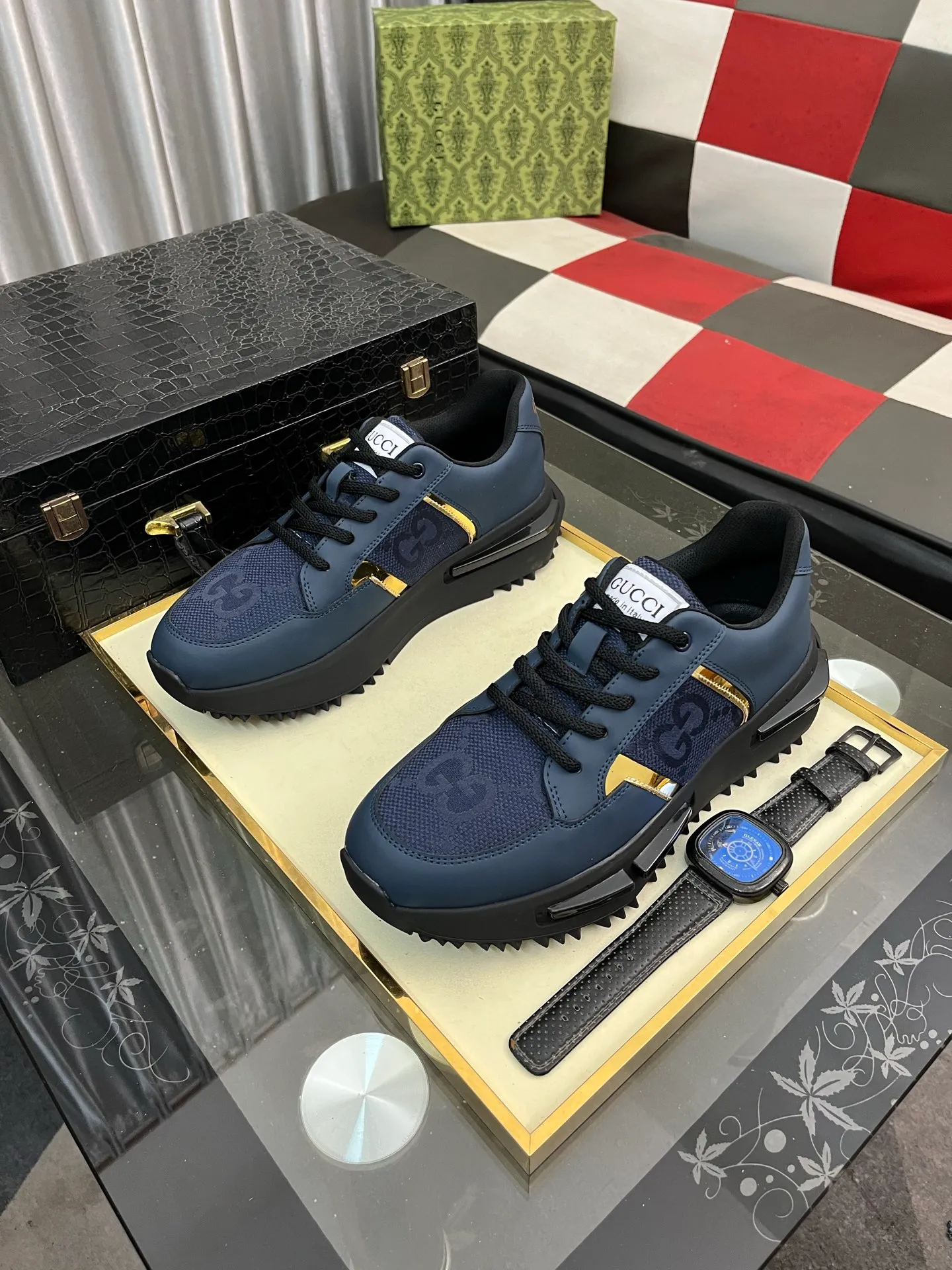 Men's Men's Shoes 💰458⌚️⌚️【GUCCI】Gucci men's latest white shoe series casual shoes! The official website is built 1:1. Upper: Made of imported cowhide, with electric embroidery ➕Inner lining: Made of high-quality first-layer pigskin, soft and comfortable. Picky material selection and exquisite workmanship give you the best enjoyment. Size: 38-44 yards, 4️⃣ colors available.